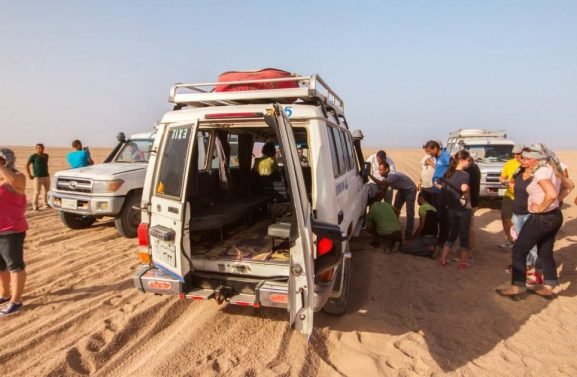 2000x2000-0-70-e2a924a9914b5ed352081c44a883e26b